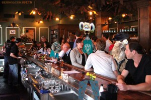 Diggs, Guinness Stellain bar