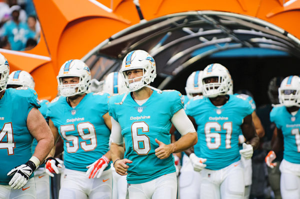 Jay-Cutler-Miami-Dolphins-600x399