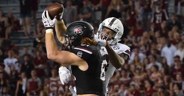 Hayden-Hurst-1_ikqap0